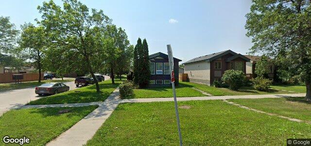 Larawan ng 984 Kildare Avenue E sa Winnipeg, Manitoba