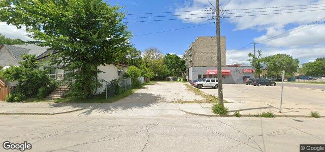 Larawan ng 270 Fountain Street sa Winnipeg, Manitoba