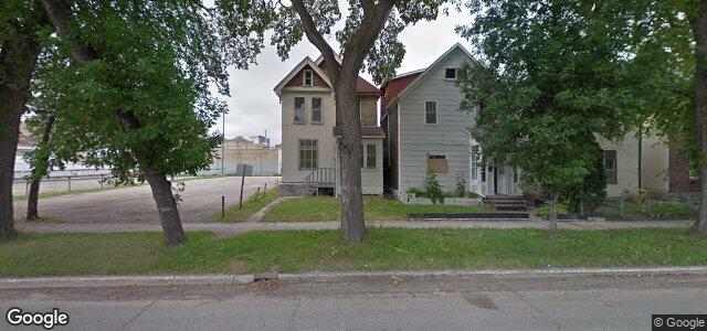 Larawan ng 350 Elgin Avenue sa Winnipeg, Manitoba