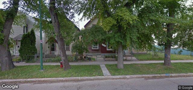 Larawan ng 358 Elgin Avenue sa Winnipeg, Manitoba