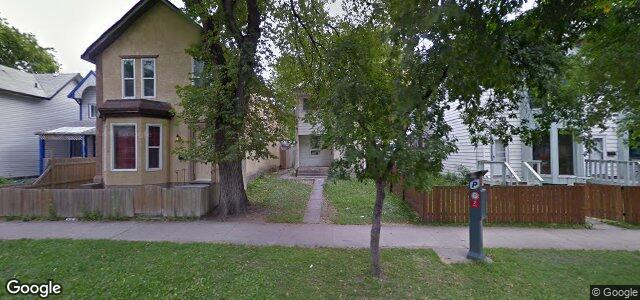 Photo of 373 Elgin Avenue in Winnipeg, Manitoba