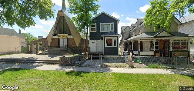 Larawan ng 434 Elgin Avenue sa Winnipeg, Manitoba