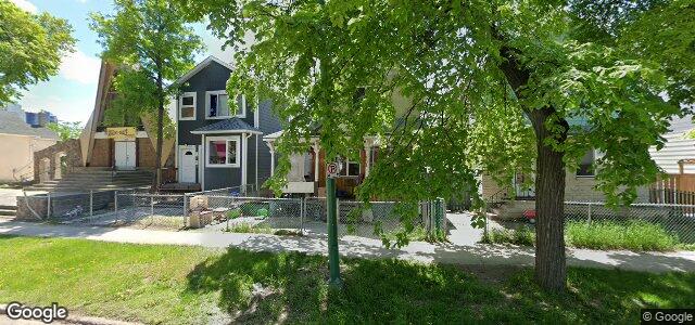 Larawan ng 436 Elgin Avenue sa Winnipeg, Manitoba