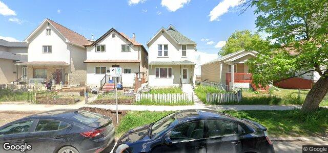 Photo of 439 Elgin Avenue in Winnipeg, Manitoba