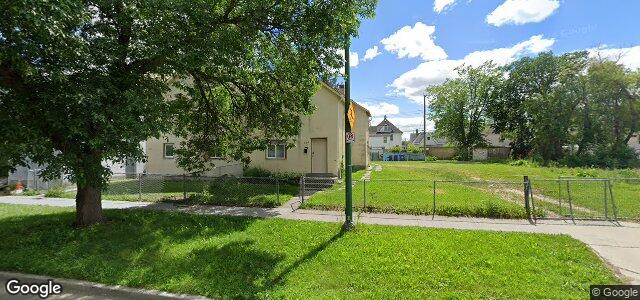 Larawan ng 450 Ross Avenue sa Winnipeg, Manitoba