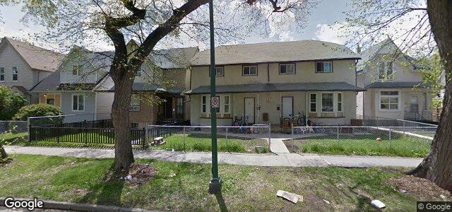Larawan ng 586 Elgin Avenue sa Winnipeg, Manitoba