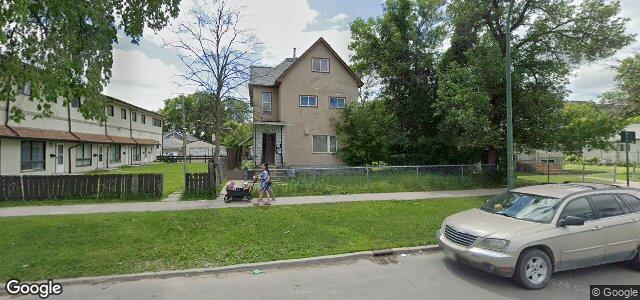Larawan ng 602 Ross Avenue sa Winnipeg, Manitoba