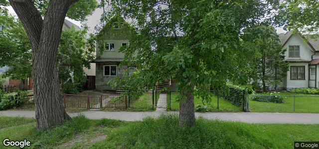 Larawan ng 628 Elgin Avenue sa Winnipeg, Manitoba
