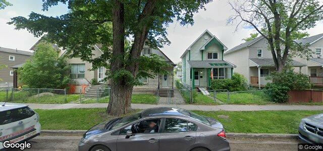 Larawan ng 629 Elgin Avenue sa Winnipeg, Manitoba
