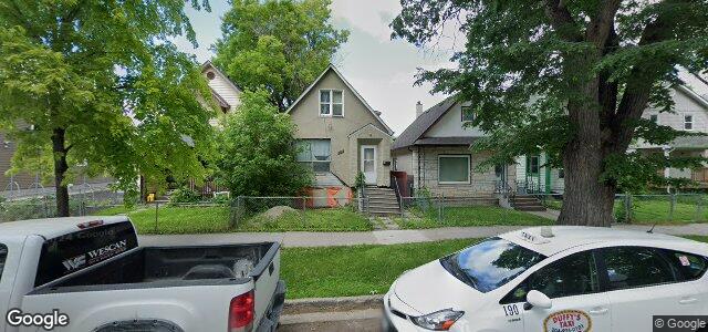 Larawan ng 635 Elgin Avenue sa Winnipeg, Manitoba