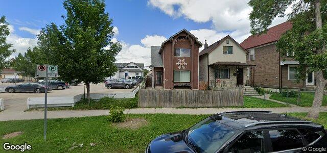 Larawan ng 647 Elgin Avenue sa Winnipeg, Manitoba