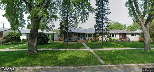Larawan ng 551 Borebank Street sa Winnipeg, Manitoba