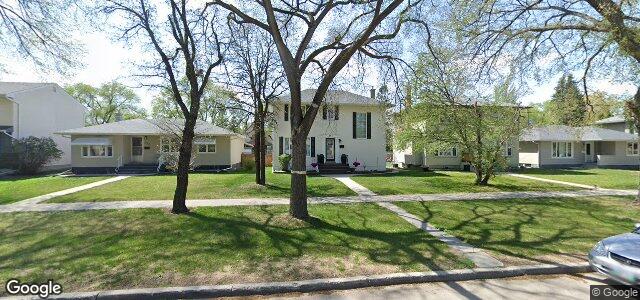 Larawan ng 551 Waverley Street sa Winnipeg, Manitoba