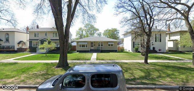 Larawan ng 553 Waverley Street sa Winnipeg, Manitoba