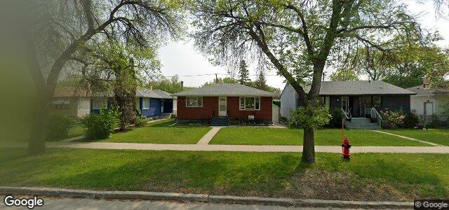 Larawan ng 560 Lindsay Street sa Winnipeg, Manitoba
