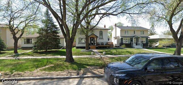 Larawan ng 561 Waverley Street sa Winnipeg, Manitoba