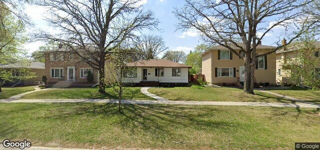 Larawan ng 573 Waverley Street sa Winnipeg, Manitoba
