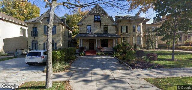 Larawan ng 574 Waterloo Street sa Winnipeg, Manitoba