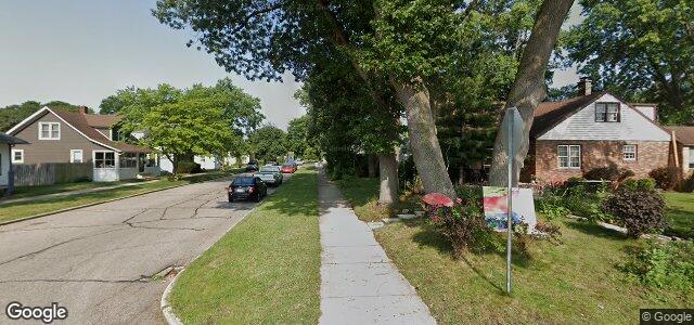 Larawan ng 583 Oak Street sa Winnipeg, Manitoba