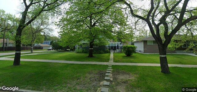 Larawan ng 606 Waverley Street sa Winnipeg, Manitoba