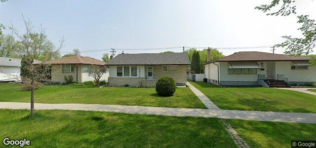 Photo of 634 Borebank Street in Winnipeg, Manitoba