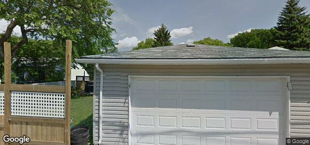 Larawan ng 651 Queenston Street sa Winnipeg, Manitoba