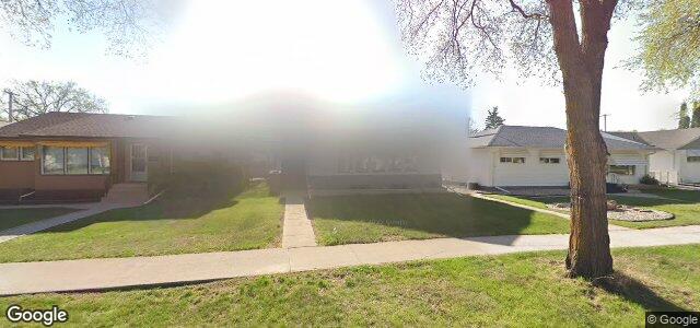 Larawan ng 668 Brock Street sa Winnipeg, Manitoba