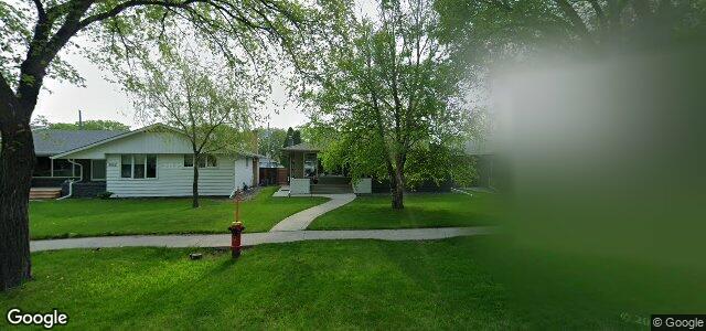 Larawan ng 668 Waverley Street sa Winnipeg, Manitoba