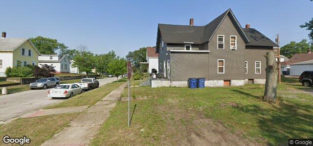 Larawan ng 681 Oak Street sa Winnipeg, Manitoba