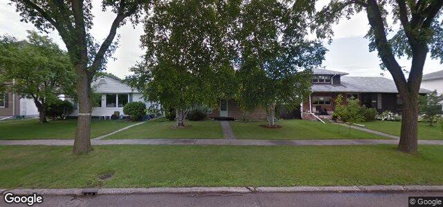 Larawan ng 683 Queenston Street sa Winnipeg, Manitoba