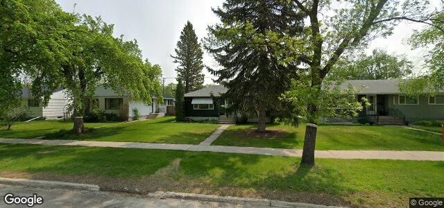 Larawan ng 684 Lindsay Street sa Winnipeg, Manitoba
