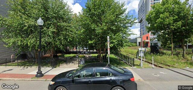 Larawan ng 687 Cambridge Street sa Winnipeg, Manitoba