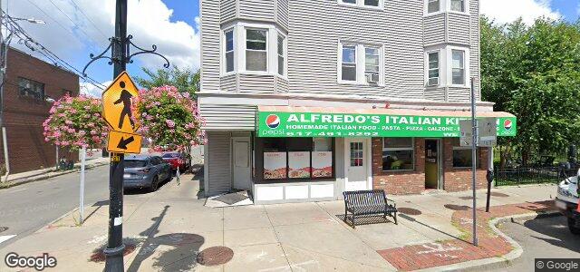 Larawan ng 693 Cambridge Street sa Winnipeg, Manitoba