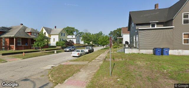 Larawan ng 693 Oak Street sa Winnipeg, Manitoba