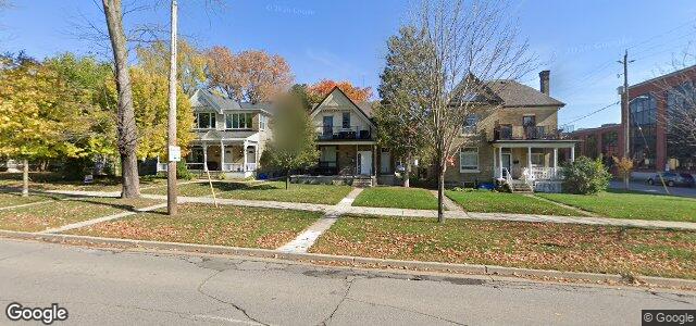 Larawan ng 694 Waterloo Street sa Winnipeg, Manitoba