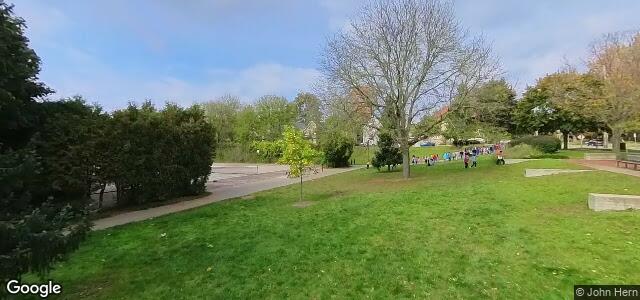 695 Waterloo Street（加拿大曼尼托巴省温尼伯市）房屋照片