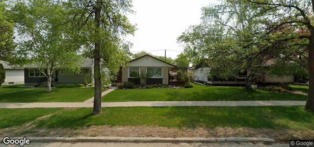 Larawan ng 696 Lindsay Street sa Winnipeg, Manitoba