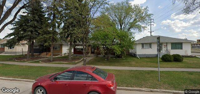 Larawan ng 696 Montrose Street sa Winnipeg, Manitoba