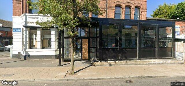 Photo of 698 Oxford Street in Winnipeg, Manitoba