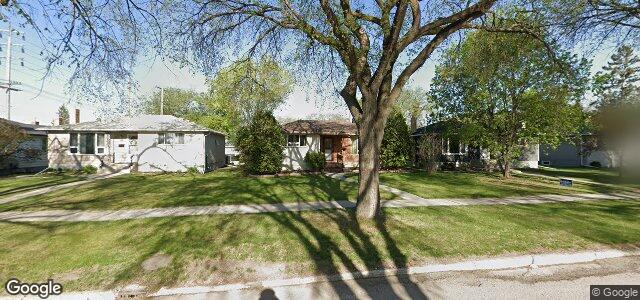 703 Brock Street（加拿大曼尼托巴省溫尼伯市）房屋照片