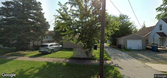 Larawan ng 740 Oak Street sa Winnipeg, Manitoba