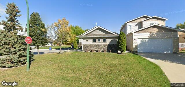 Larawan ng 2 Georges Forest Place sa Winnipeg, Manitoba
