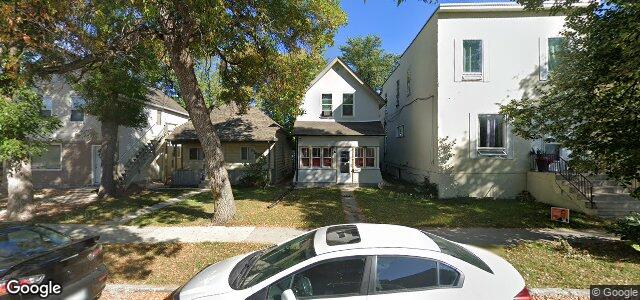 Larawan ng 225 Bertrand Street sa Winnipeg, Manitoba
