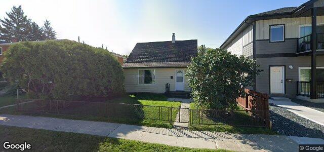 Larawan ng 250 Bertrand Street sa Winnipeg, Manitoba