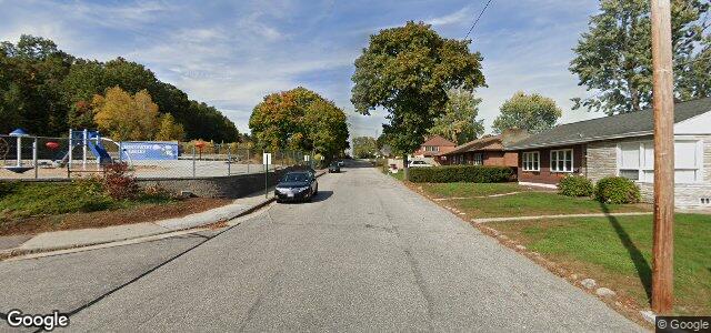 Larawan ng 339 Youville Street sa Winnipeg, Manitoba