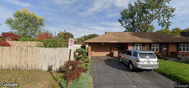 Larawan ng 361 Youville Street sa Winnipeg, Manitoba