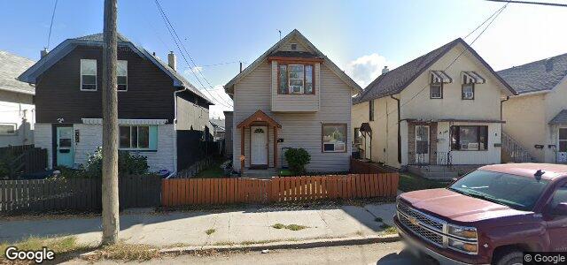 Larawan ng 370 Des Meurons Street sa Winnipeg, Manitoba