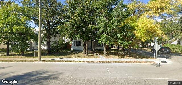 Larawan ng 379 Des Meurons Street sa Winnipeg, Manitoba