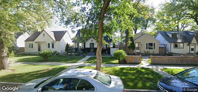 Larawan ng 400 De La Morenie Street sa Winnipeg, Manitoba