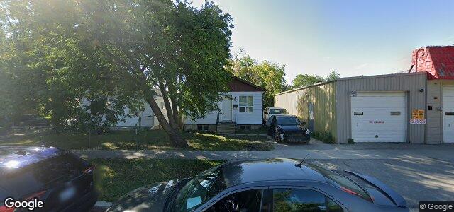 Larawan ng 410 Bertrand Street sa Winnipeg, Manitoba